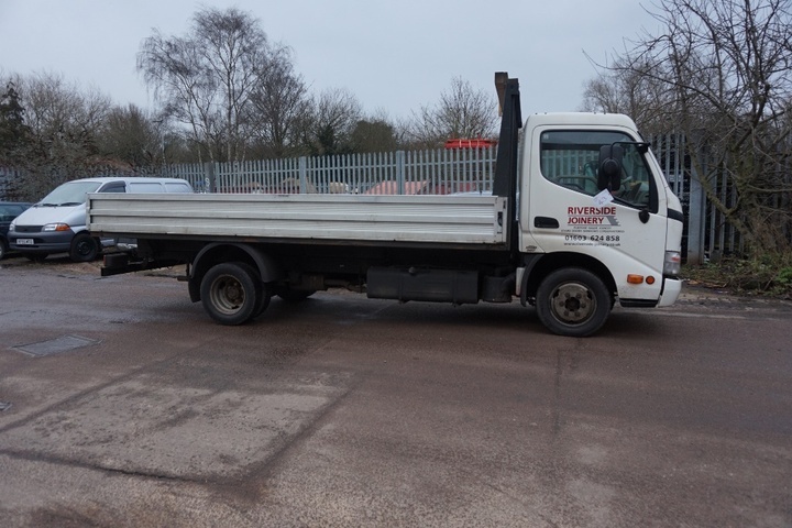 Toyota D4D350 Dyna Pick Up Truck