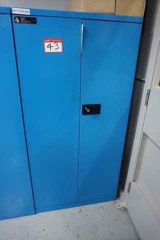 Cabinet with 1 BT50 Boring Head & (1) CAT 50 Boring Head