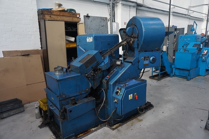 EWM GW-52 S1-2-3-14 Thread Rolling Machine with Infeed Hopper