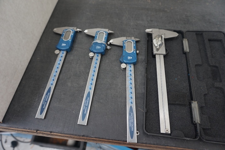 Box of Sockets and Verniers