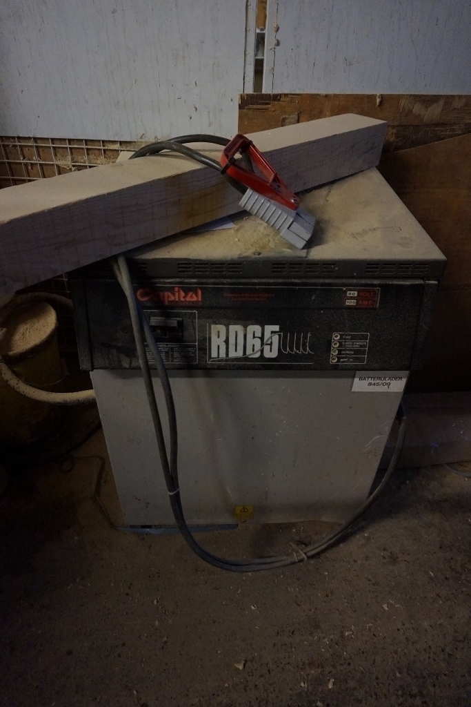 SSP Shuttle 5 Electric Side Loader