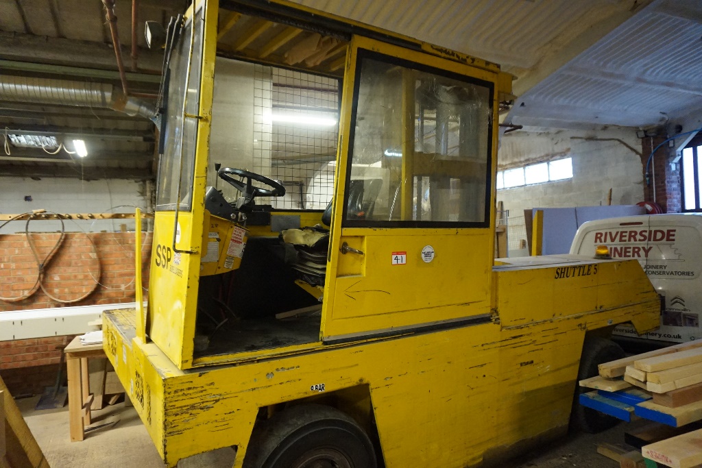 SSP Shuttle 5 Electric Side Loader