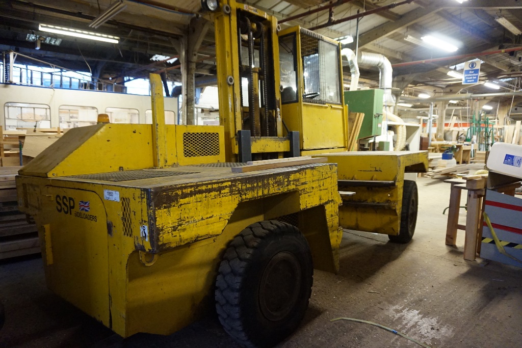 SSP Shuttle 5 Electric Side Loader