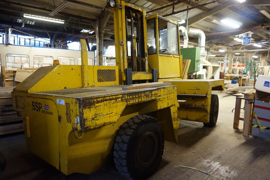 SSP Shuttle 5 Electric Side Loader