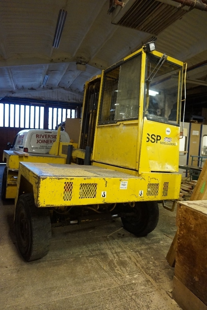 SSP Shuttle 5 Electric Side Loader